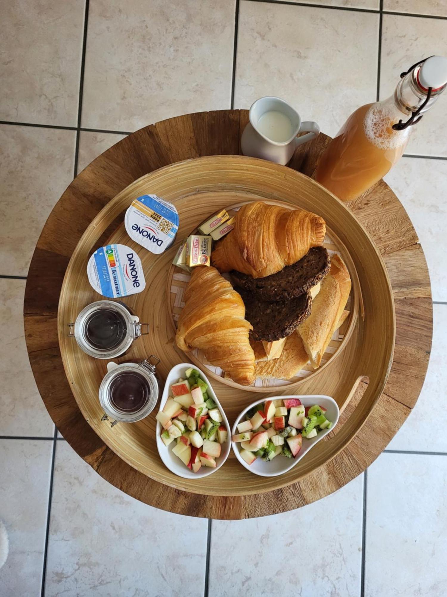 Les Lupins Bed & Breakfast Etretat Phòng bức ảnh